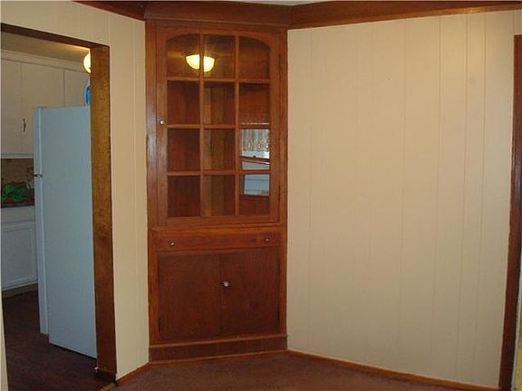 5th image of 163 Jackson Ave