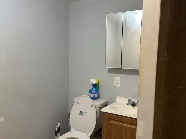 807 Barbey Street image 26 of 27