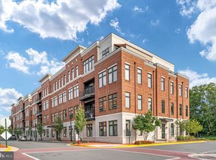 3 Stationmaster St SE APT 201, Leesburg, VA 20175