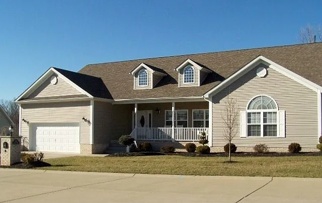225 Winesap Way photo 1