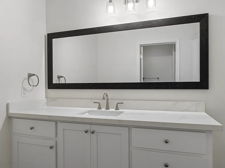 800 Shadow Ridge Dr — Photo 15
