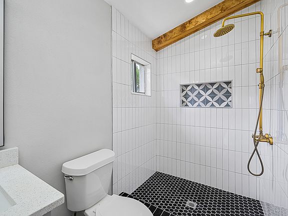 3rd image of 31218 Baclan Dr