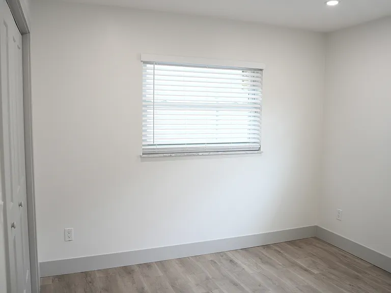 13795 Antigua Dr — Photo 17