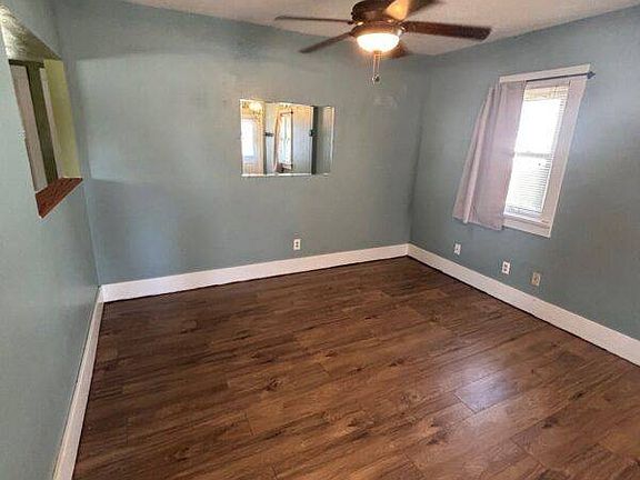 5th image of 303 W Avenue B