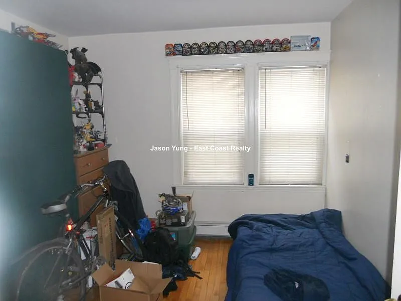 4 bed, 2.0 bath, 1500 sqft, $4,750 — Photo 3
