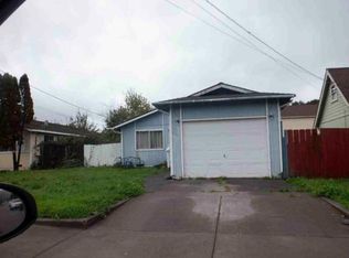 441 3rd Ave, Rio Dell, CA 95562