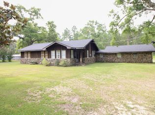 7792 Hawks Rd, Leesville, LA 71446