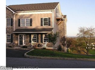 612 N Potomac St, Waynesboro, PA 17268
