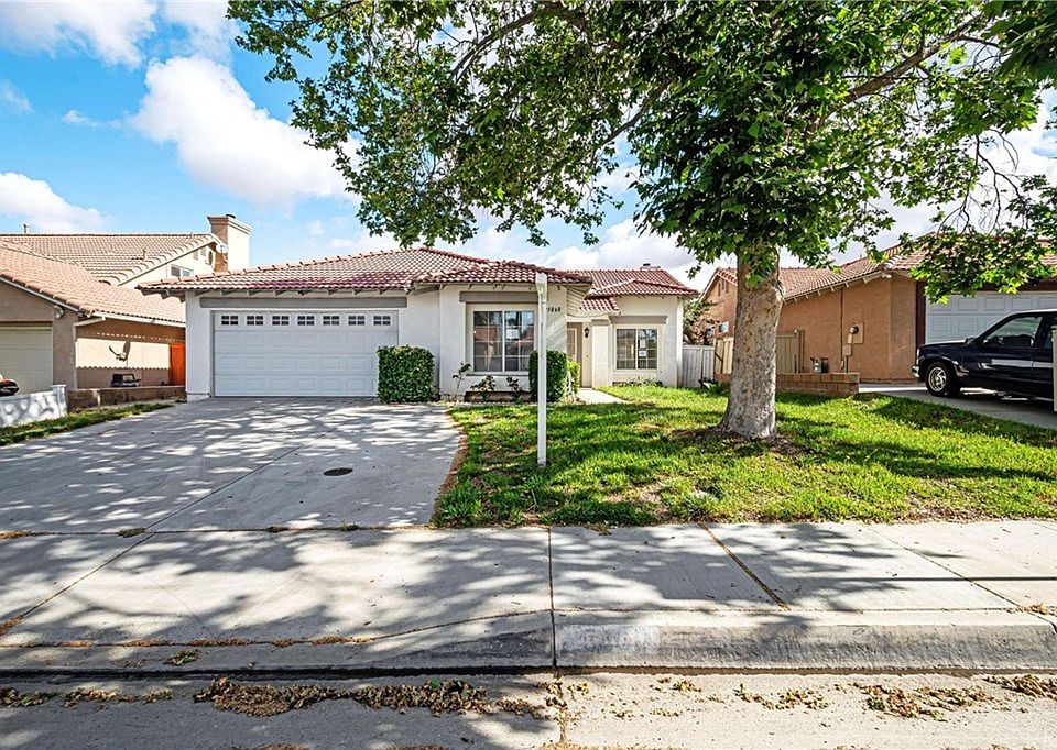 1st image of 25860 Via Hamaca Ave