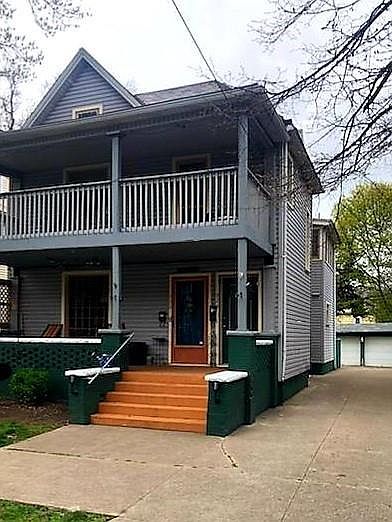 1st image of 926-28 W 9th St