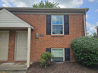 549 El Paseo Pl, Lexington, KY 40517