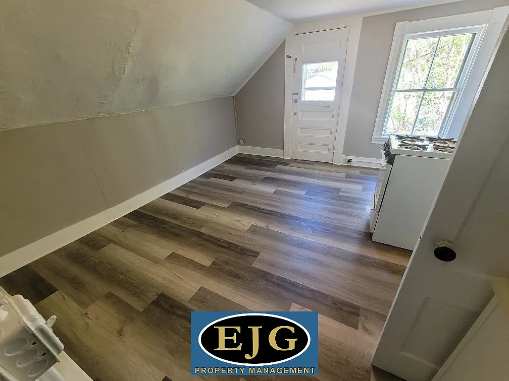 1 bed, $1,275 — Photo 4