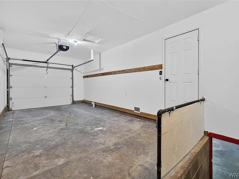 5751 Curriers Rd — Photo 17