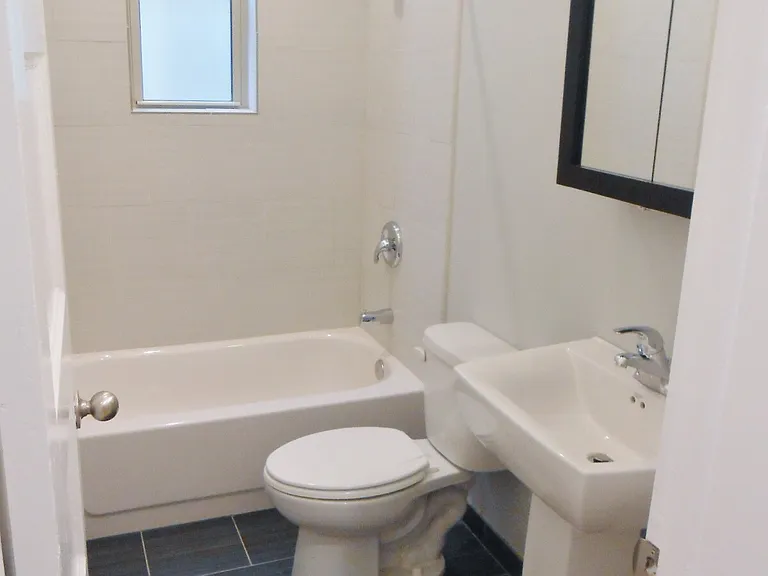 851 W Wellington Ave #1 — Photo 11