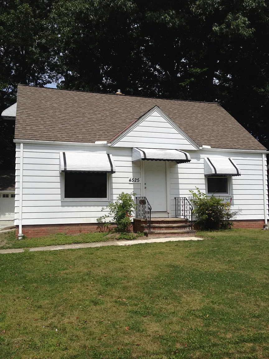 4542 Emerson Rd photo 1
