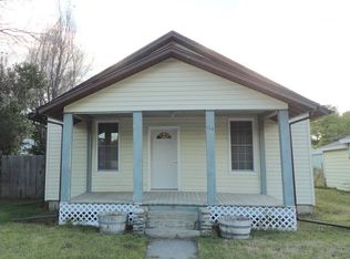 114 S 3rd St, Bridger, MT 59014