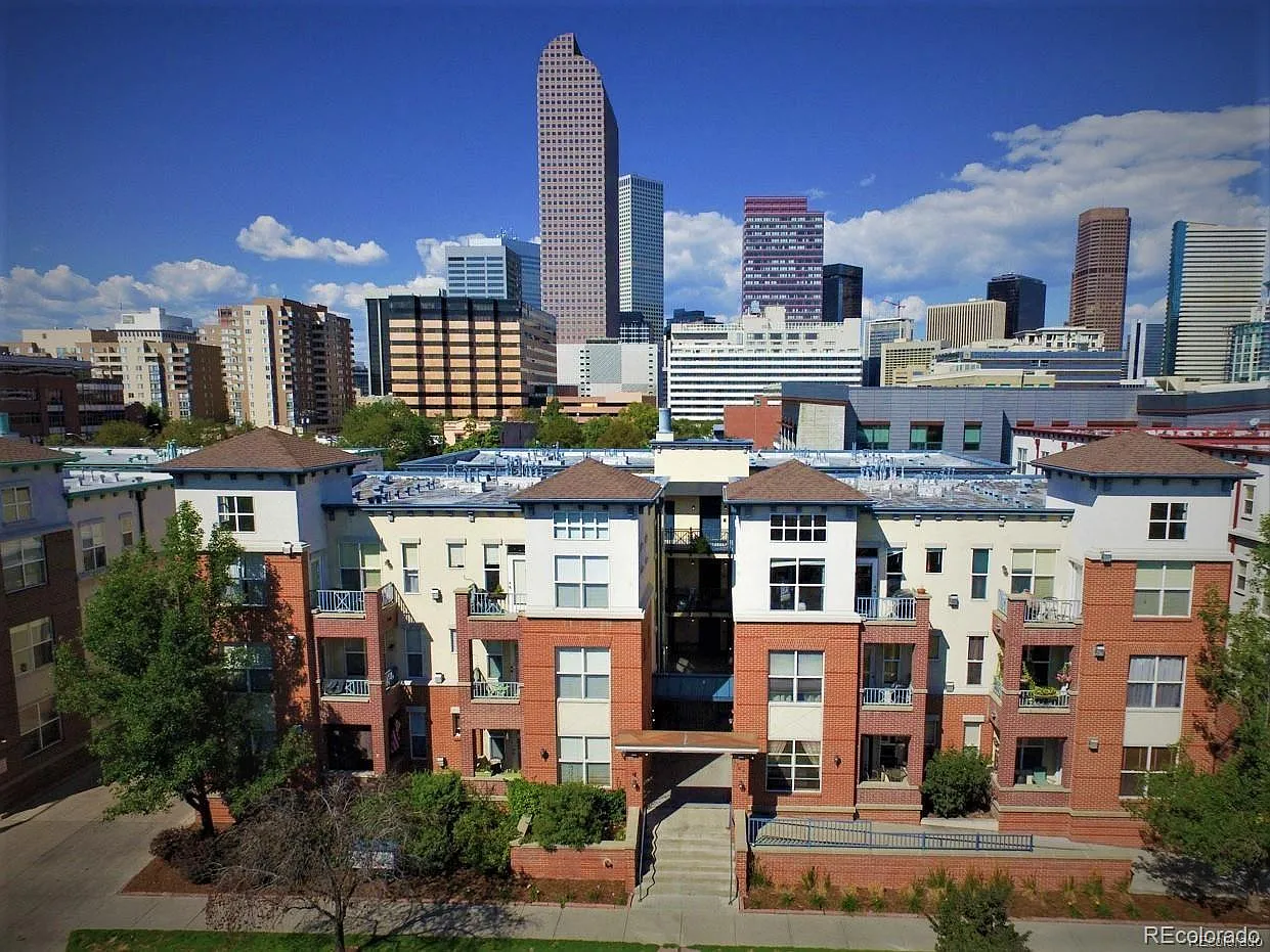 2 bed, 2.0 bath, 1038 sqft, $2,195 — Photo 1