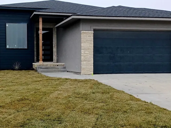 3404 S Capri St, Wichita, KS 67210