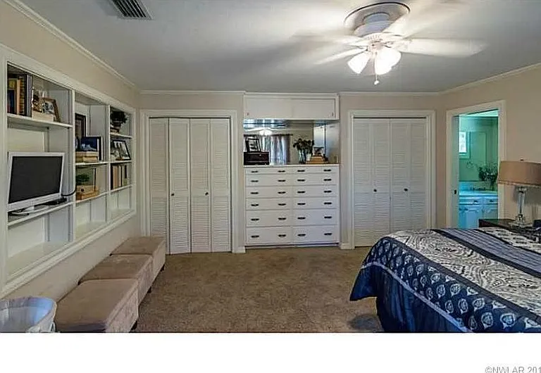 3624 Gilbert Dr — Photo 10