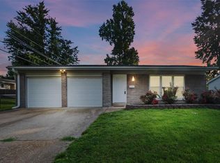 2165 Teakwood Manor Dr, Florissant, MO