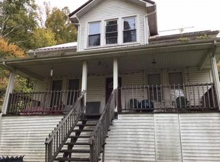 207 4th St, Appalachia, VA 24216