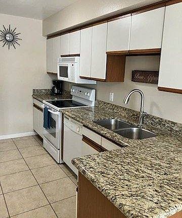 2nd image of 351 N Hermosa Dr Building 1D2-1