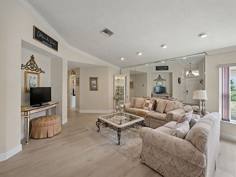 1st image of 11583 Colonnade Drive