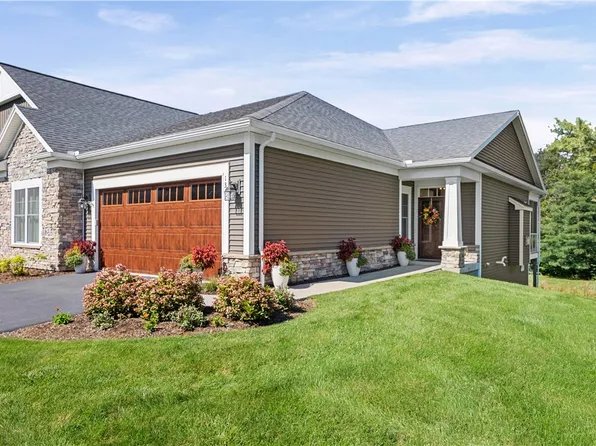 1368 Dawns Mist Lndg, Webster, NY 14580