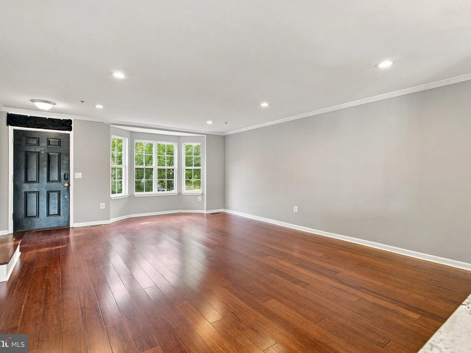 3 bed, 2.5 bath, 1412 sqft, $2,699 — Photo 4