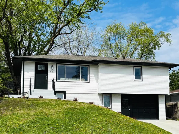 427 21st Ave SW, Rochester, MN 55902