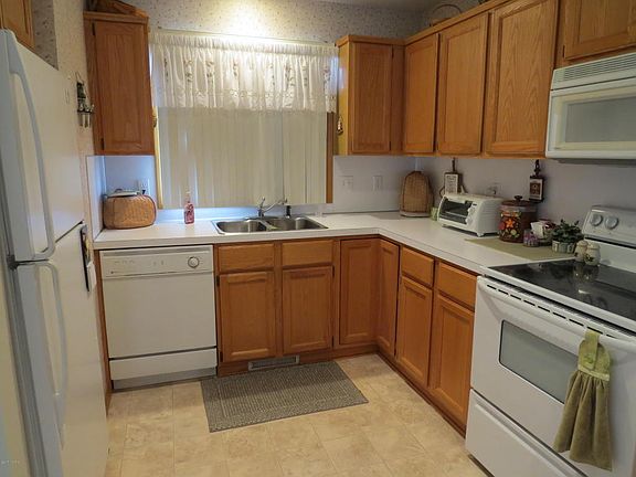 2nd image of 286 Harvest Ln