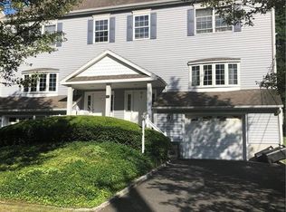 191 Henry St, Greenwich, CT 06830