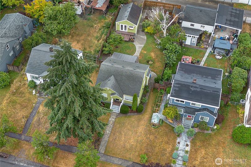 2nd image of 4310 E C Street