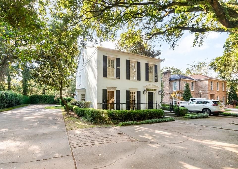 1st image of 421 Tuthill Ln