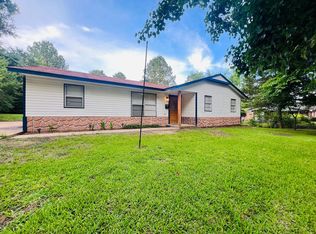 520 NW B St, Antlers, OK 74523