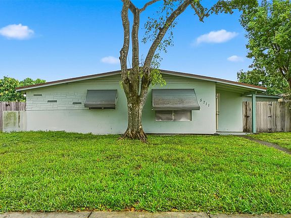 2nd image of 5711 SW 37th Court