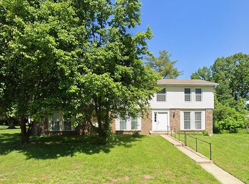 1st image of 351 Windsor Spring Dr