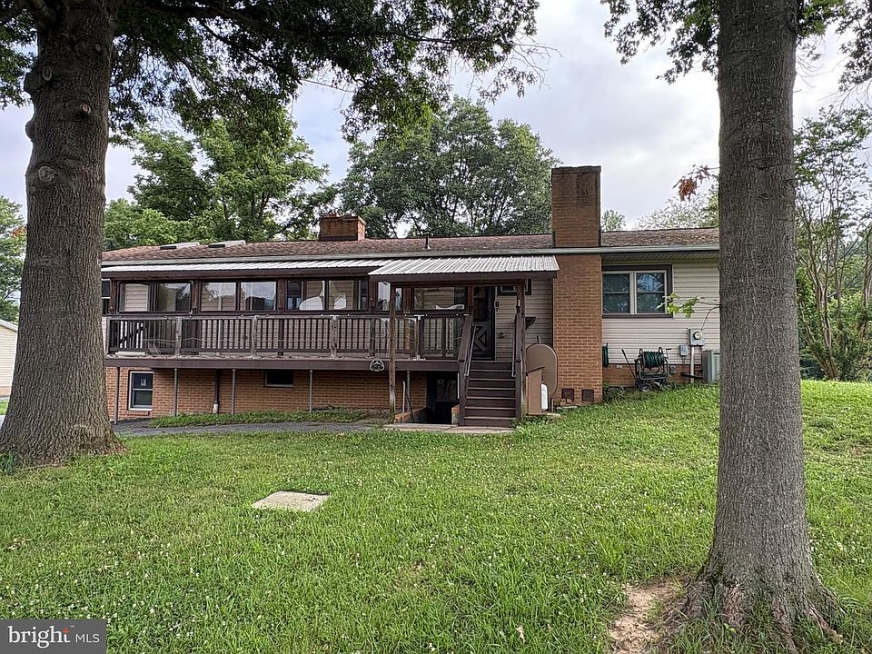 2nd image of 5331 Goldmine Rd