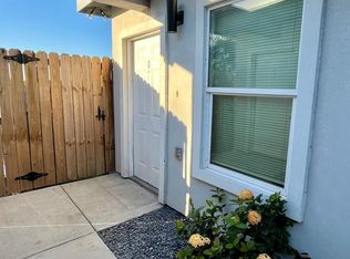 1122 E 20th St #8, Weslaco, TX 78596