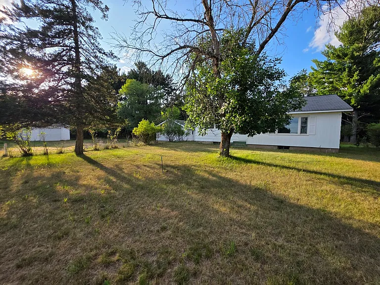 4750 County Line Rd — Photo 2