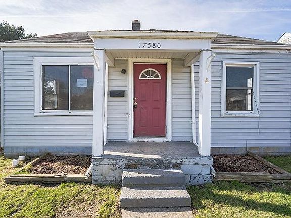 2nd image of 17580 Roseville Blvd