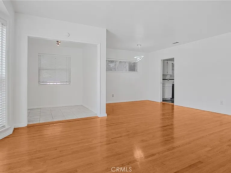 2615 W 179th St — Photo 14