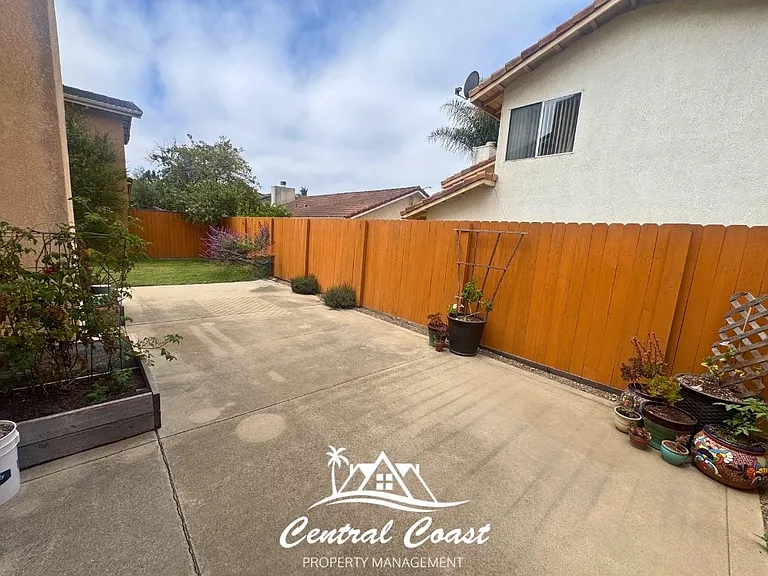 S Knightbridge Dr — Photo 18