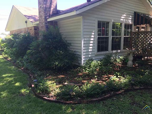 3rd image of 926 E McDonald St