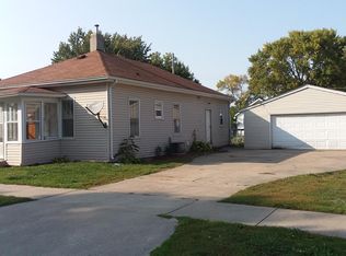 1229 Elm St, Webster City, IA 50595