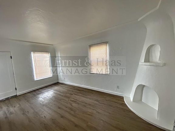 2nd image of 824 Belmont Ave #824