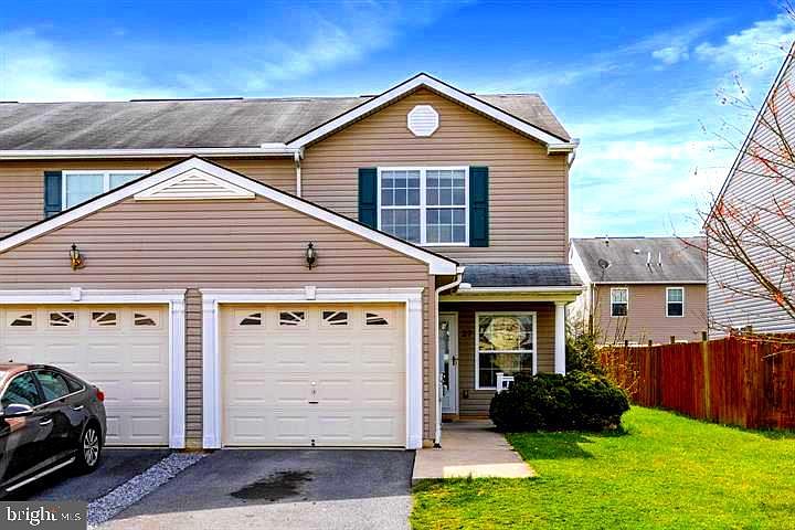 2nd image of 27 Sophie Ln