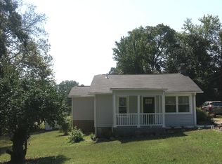 137 Grove St, Rossville, GA 30741