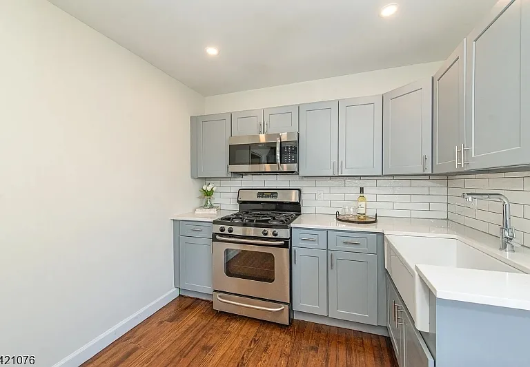116 Franklin St #2 — Photo 2