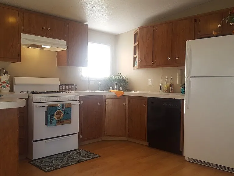 Sherwood Village — Photo 21